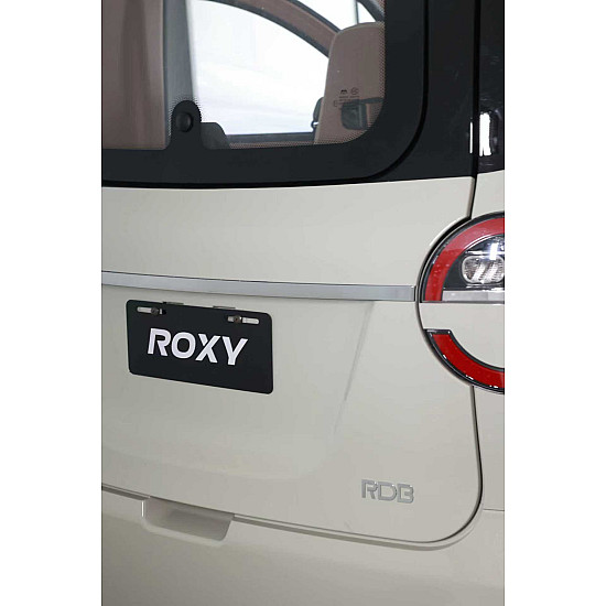 Masina electrica RDB Roxy, 25 km/h, fara permis de conducere Masina electrica RDB Roxy, 25 km/h, fara permis de conducere