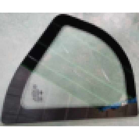 Geam triunghiular spate dreapta