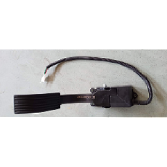 Pedala de acceleratie