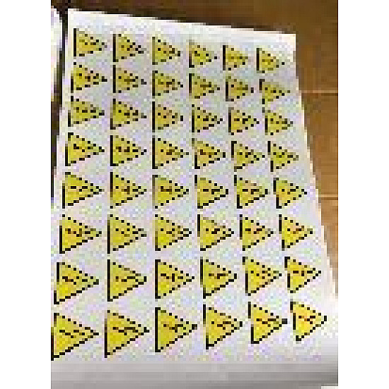 Autocolant pentru portul de încărcare (avertizare)